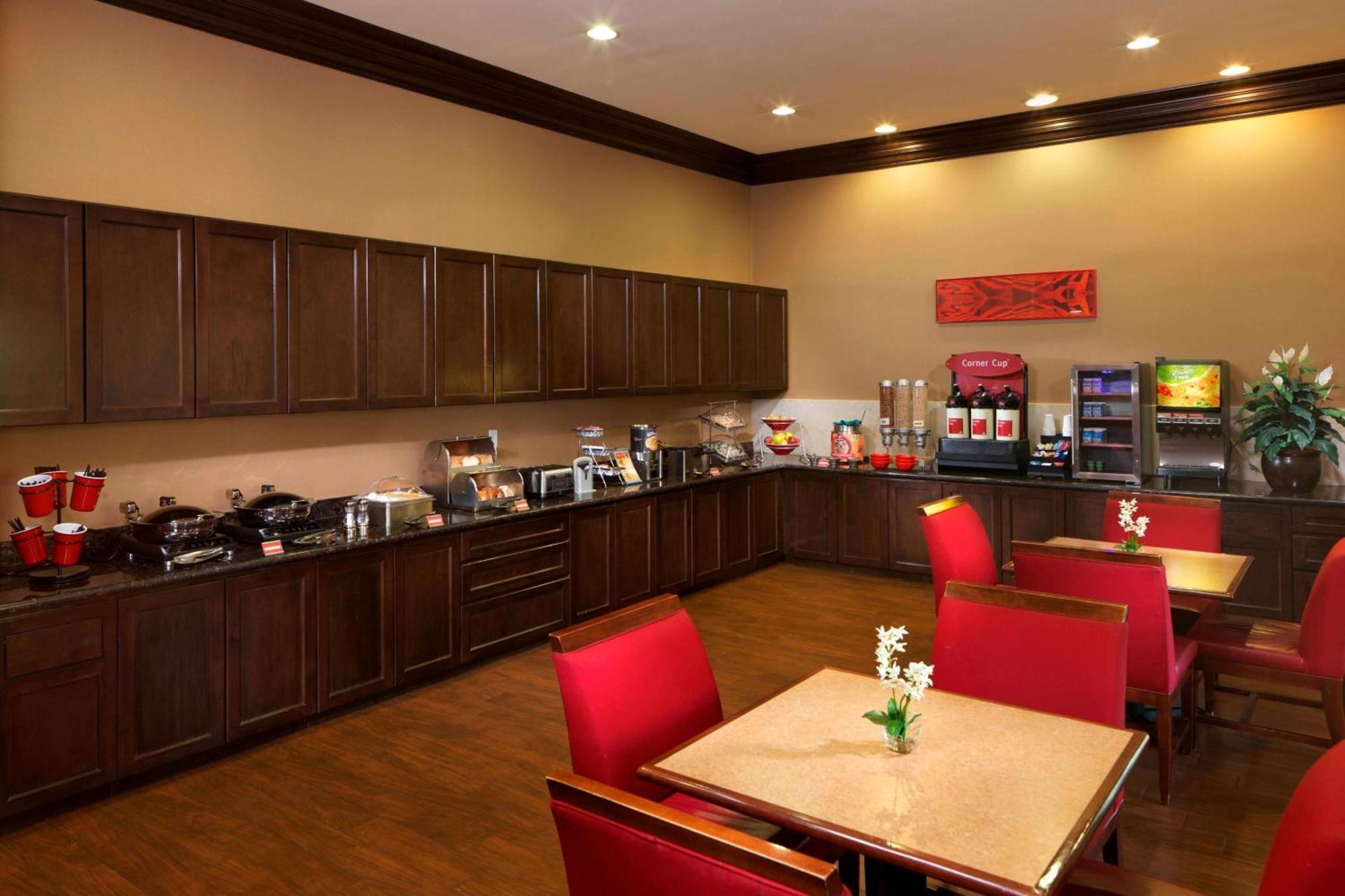 Towneplace Suites Houston Intercontinental Airport Exteriör bild