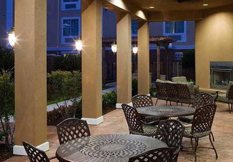 Towneplace Suites Houston Intercontinental Airport Exteriör bild